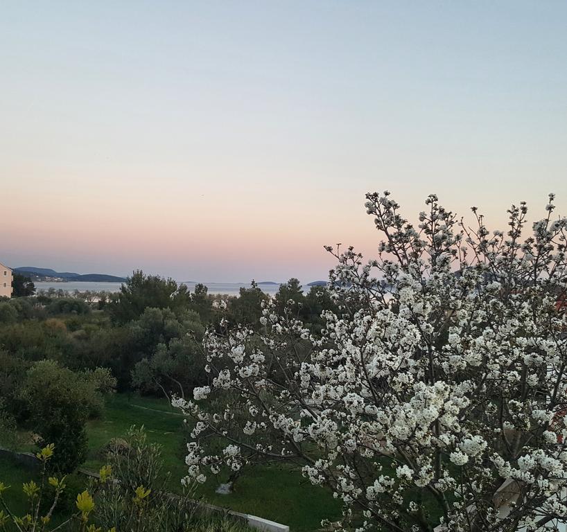 Apartment Arta Vodice Buitenkant foto